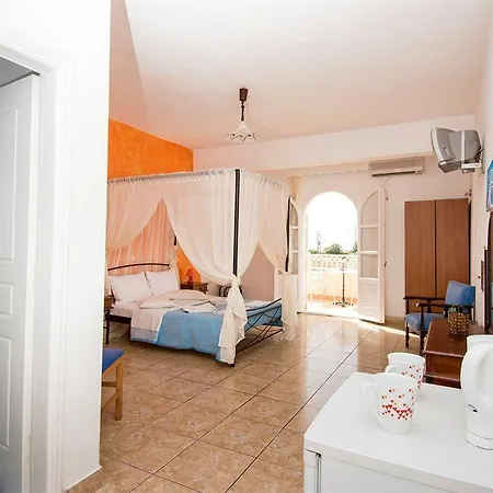 East Guest house 2*