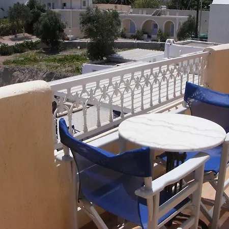 Guest house East Fira (Santorini)