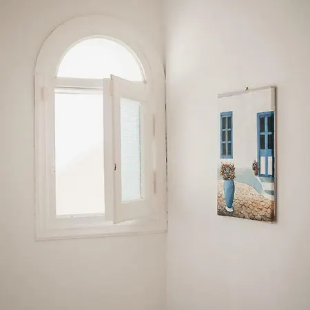 Guest house East Fira (Santorini)